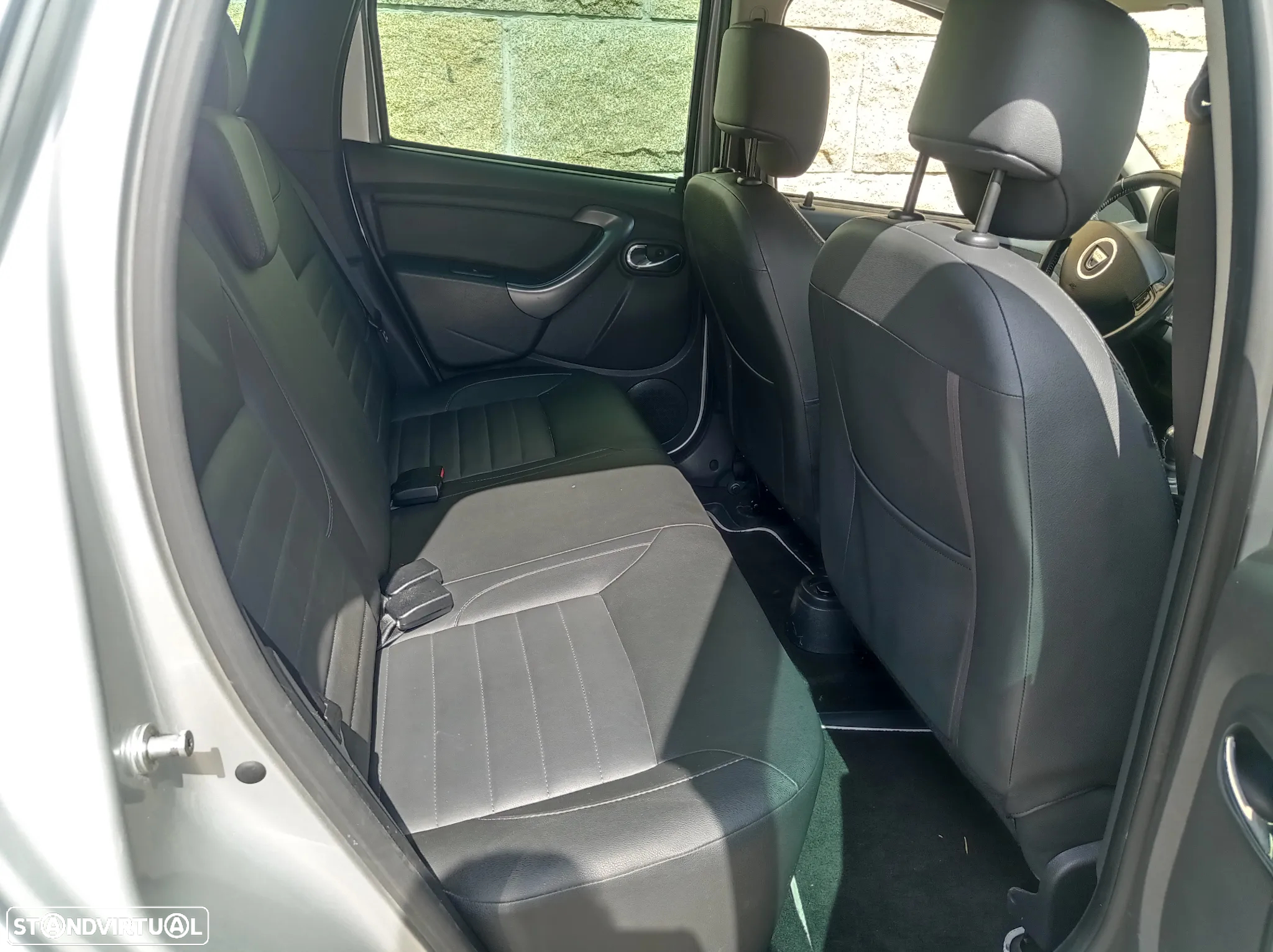 Dacia Duster 1.5 dCi Prestige - 10
