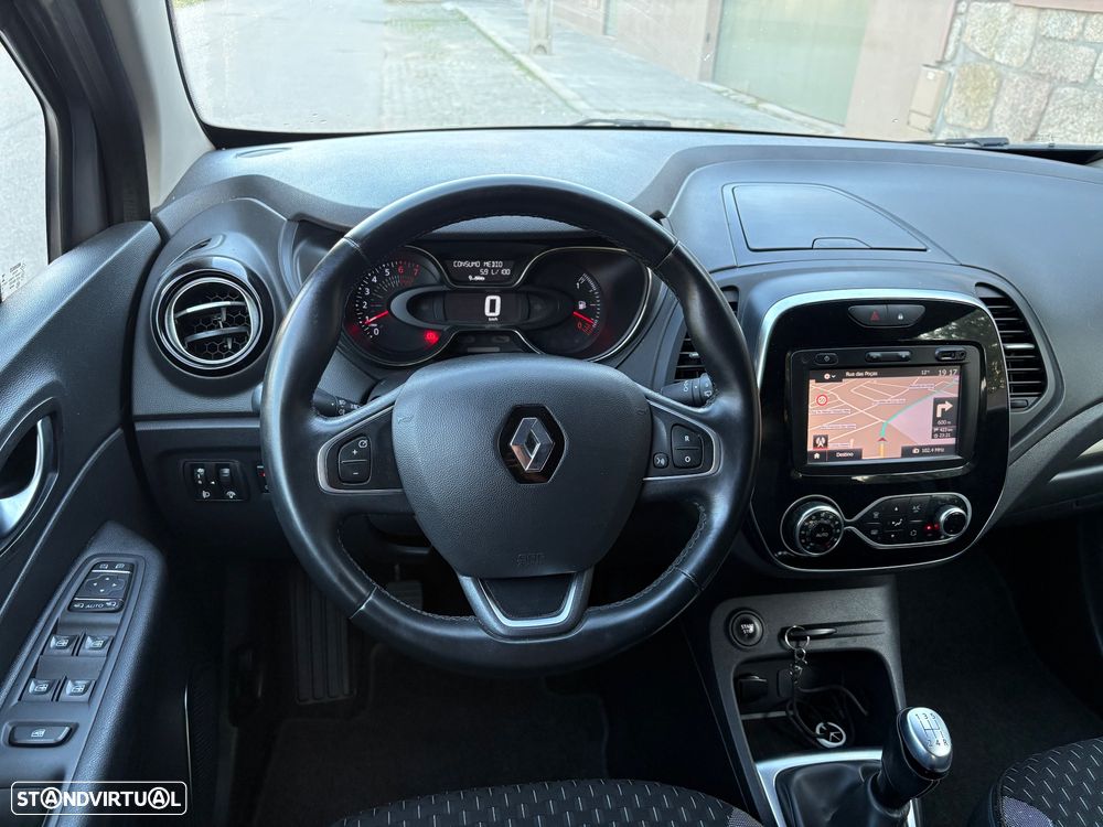 Renault Captur 0.9 TCE Exclusive - 17