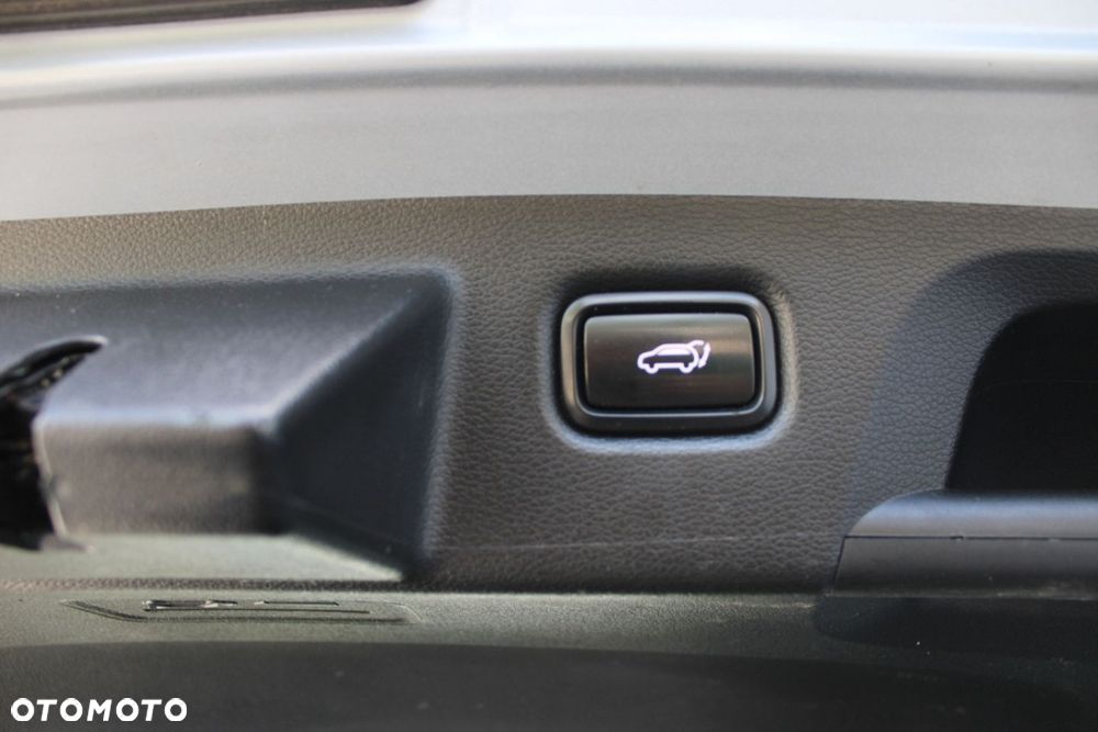 Kia ProCeed - 25