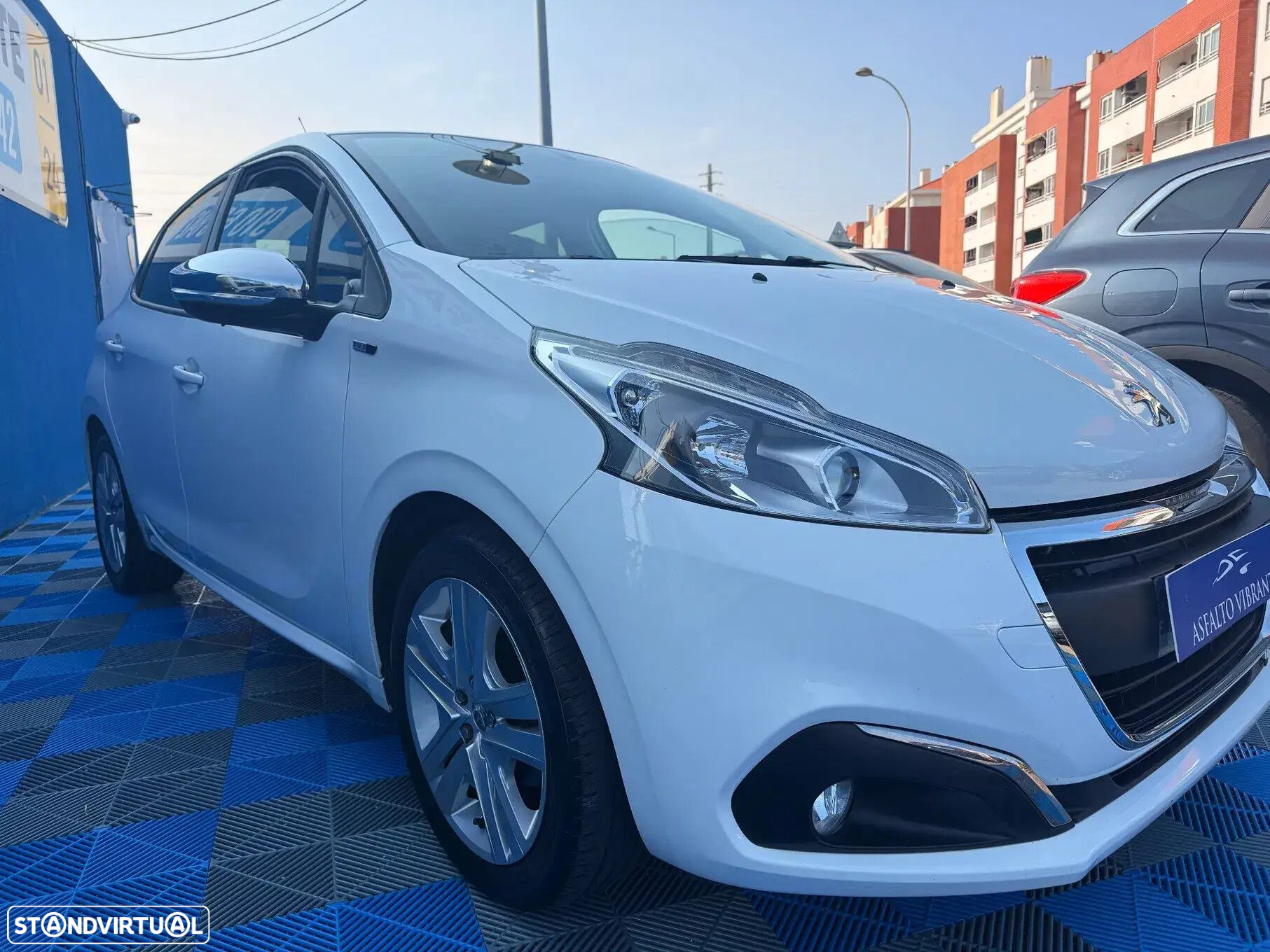 Peugeot 208 1.2 PureTech Style - 3