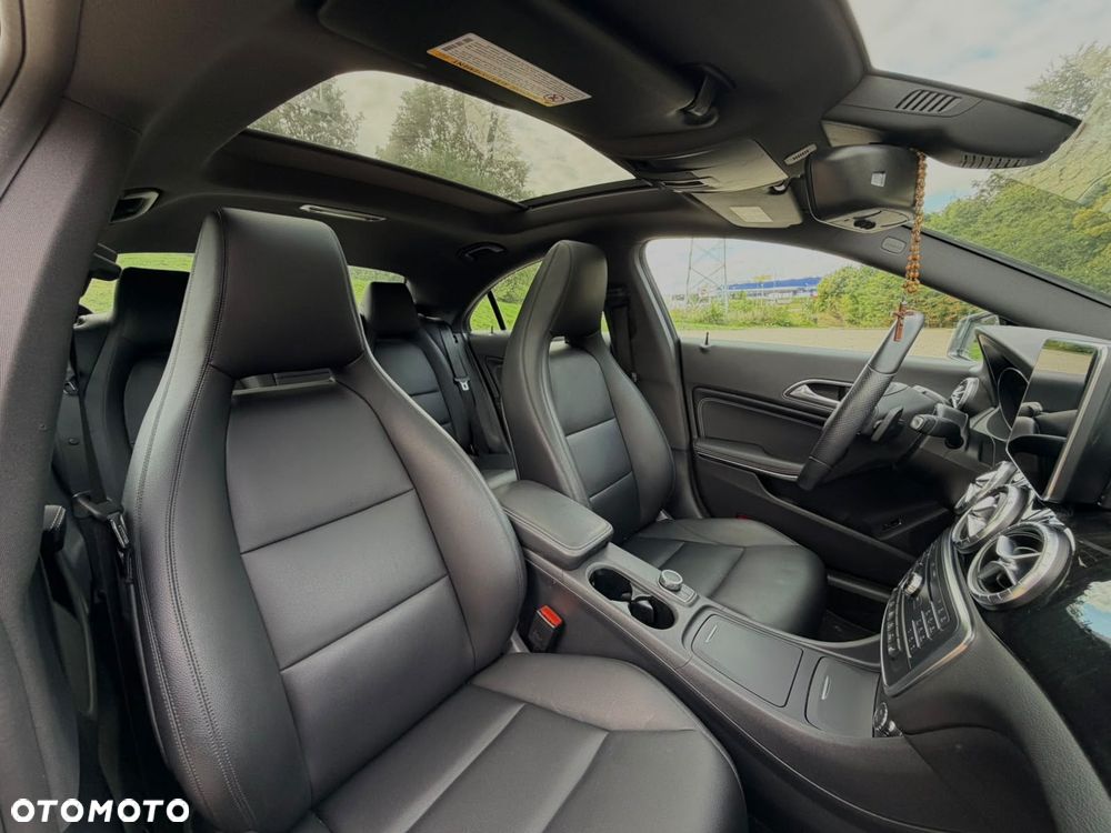 Mercedes-Benz CLA - 15