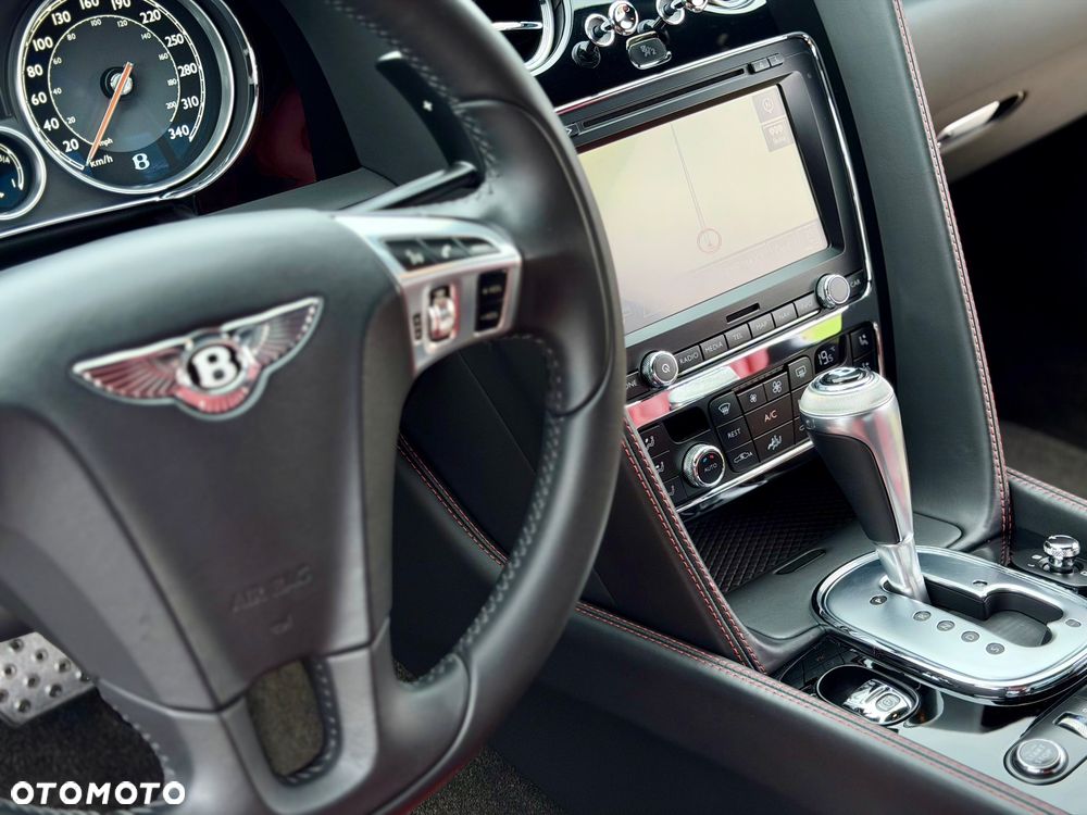 Bentley Continental GT - 15