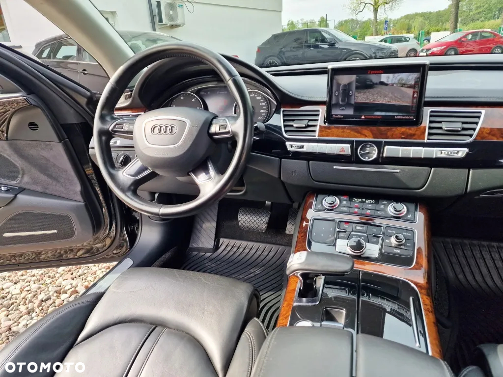 Audi A8 - 10