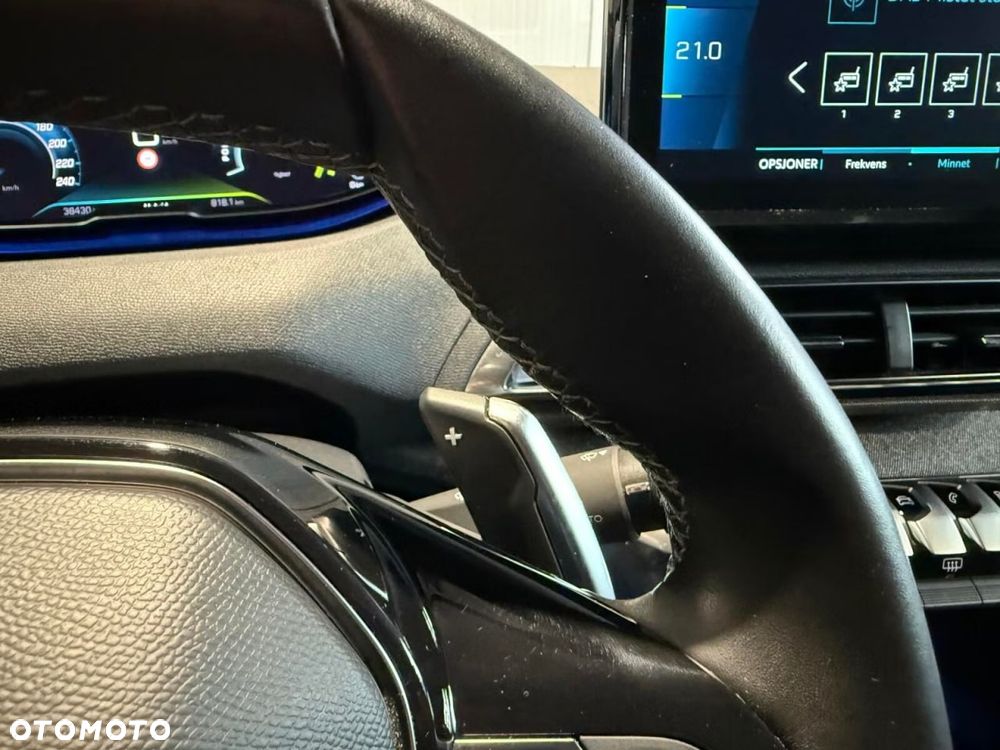 Peugeot 3008 1.6 PureTech Hybrid4 PHEV Allure Pack S&S EAT8 - 22