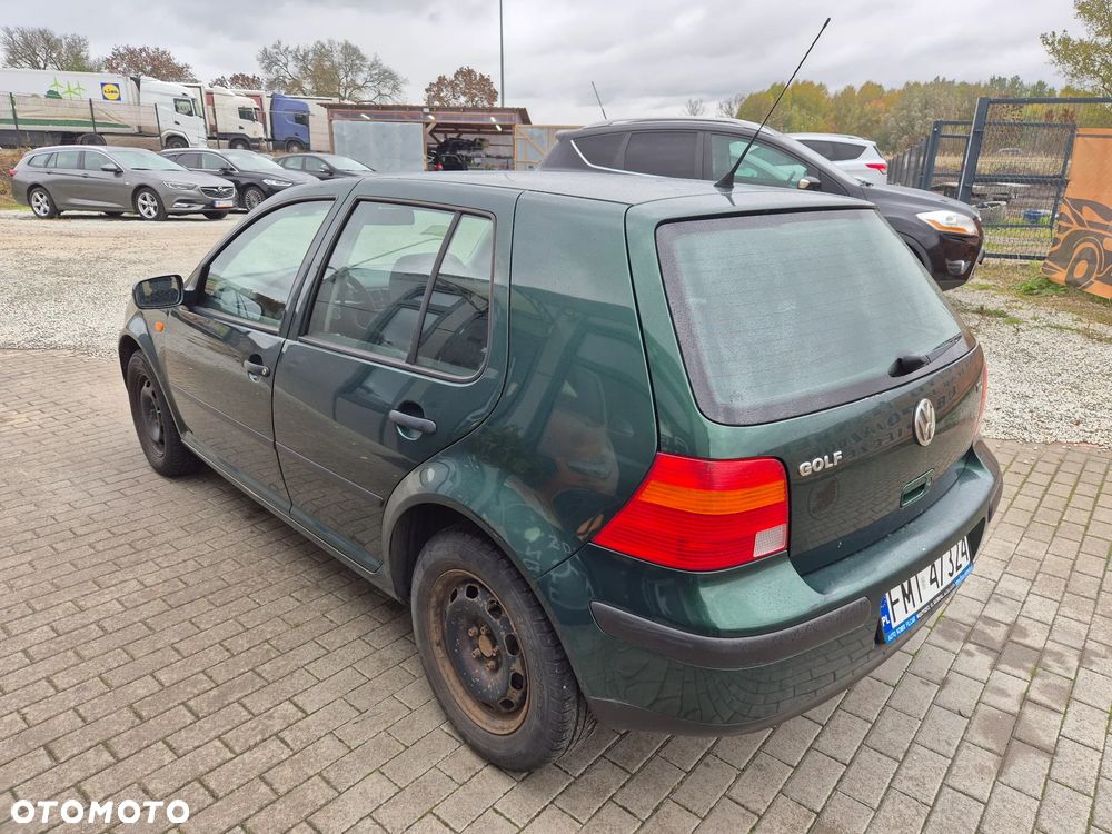 Volkswagen Golf 1.9 TDI CL - 7