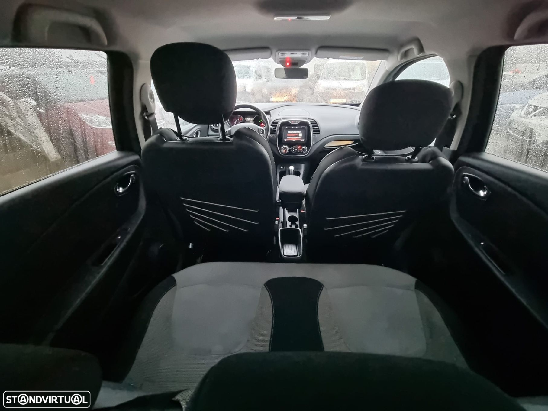 Renault Captur 1.5 dCi Exclusive EDC - 20