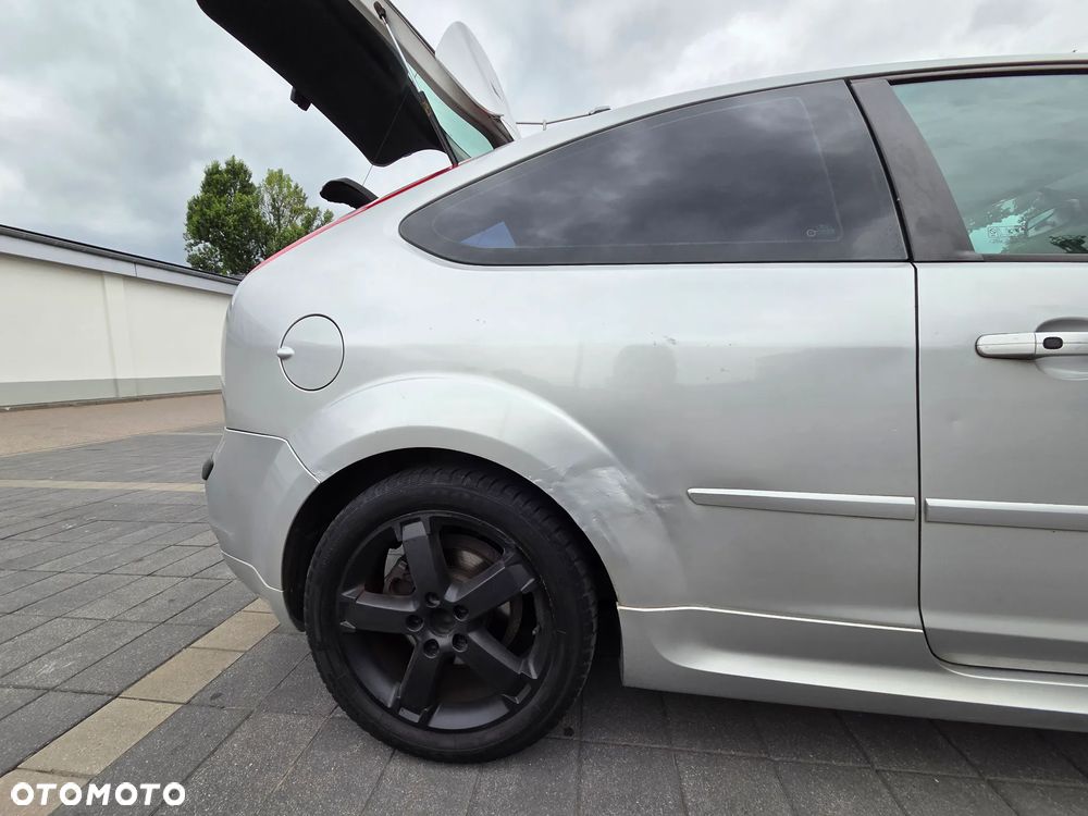 Ford Focus 1.6 Trend - 13
