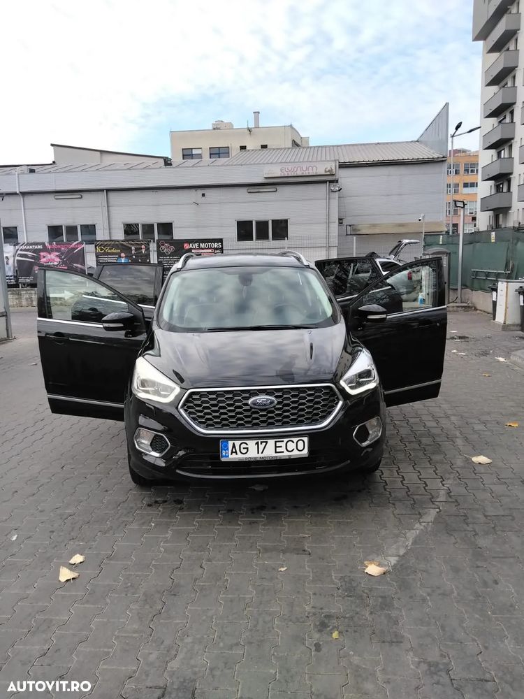 Ford Kuga 2.0 TDCi 4WD Powershift Vignale - 2