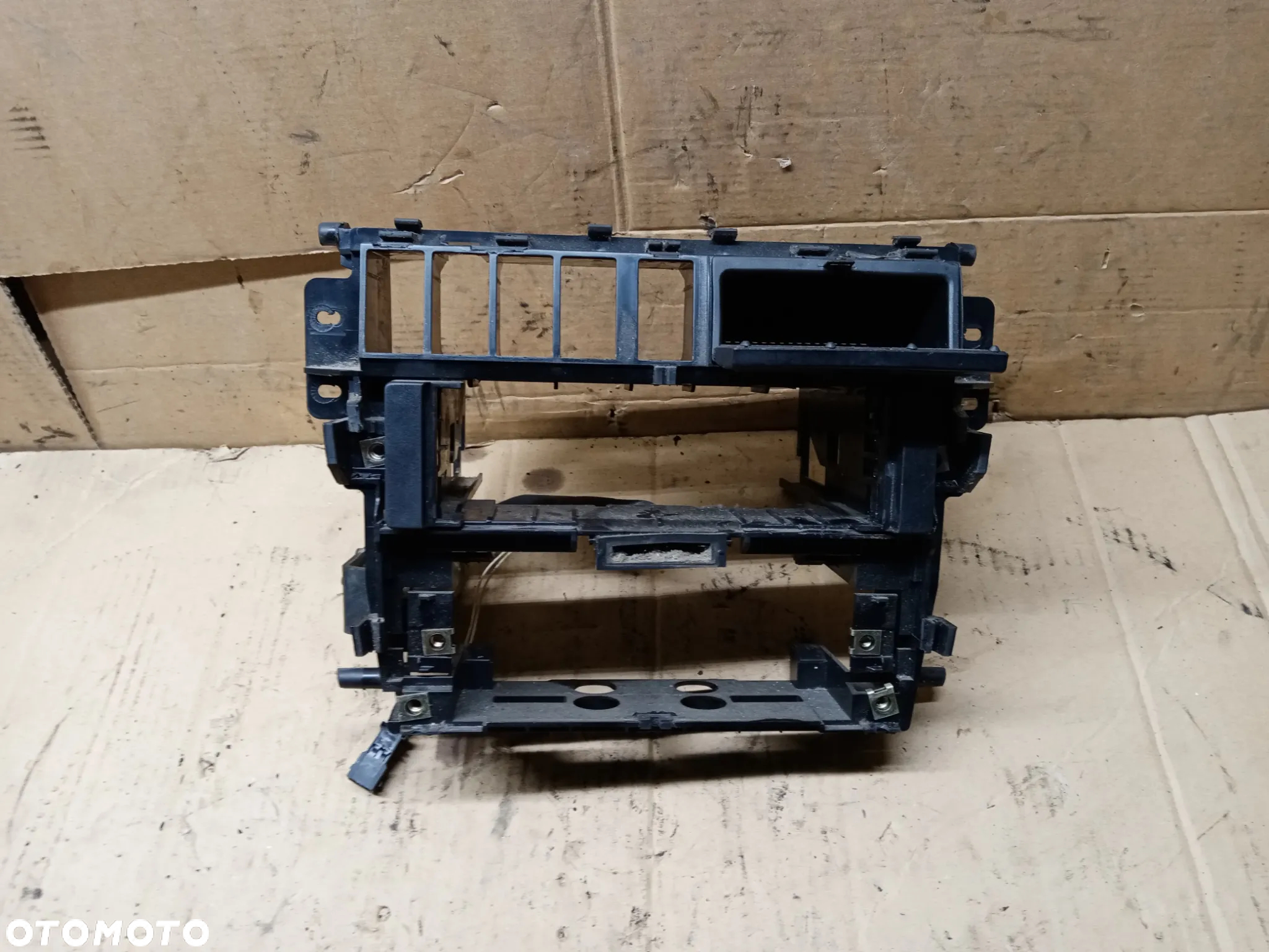 Ramka radia stelaż kieszeń pompka Audi A4 B5 8D0820529S 8D0857007F - 4