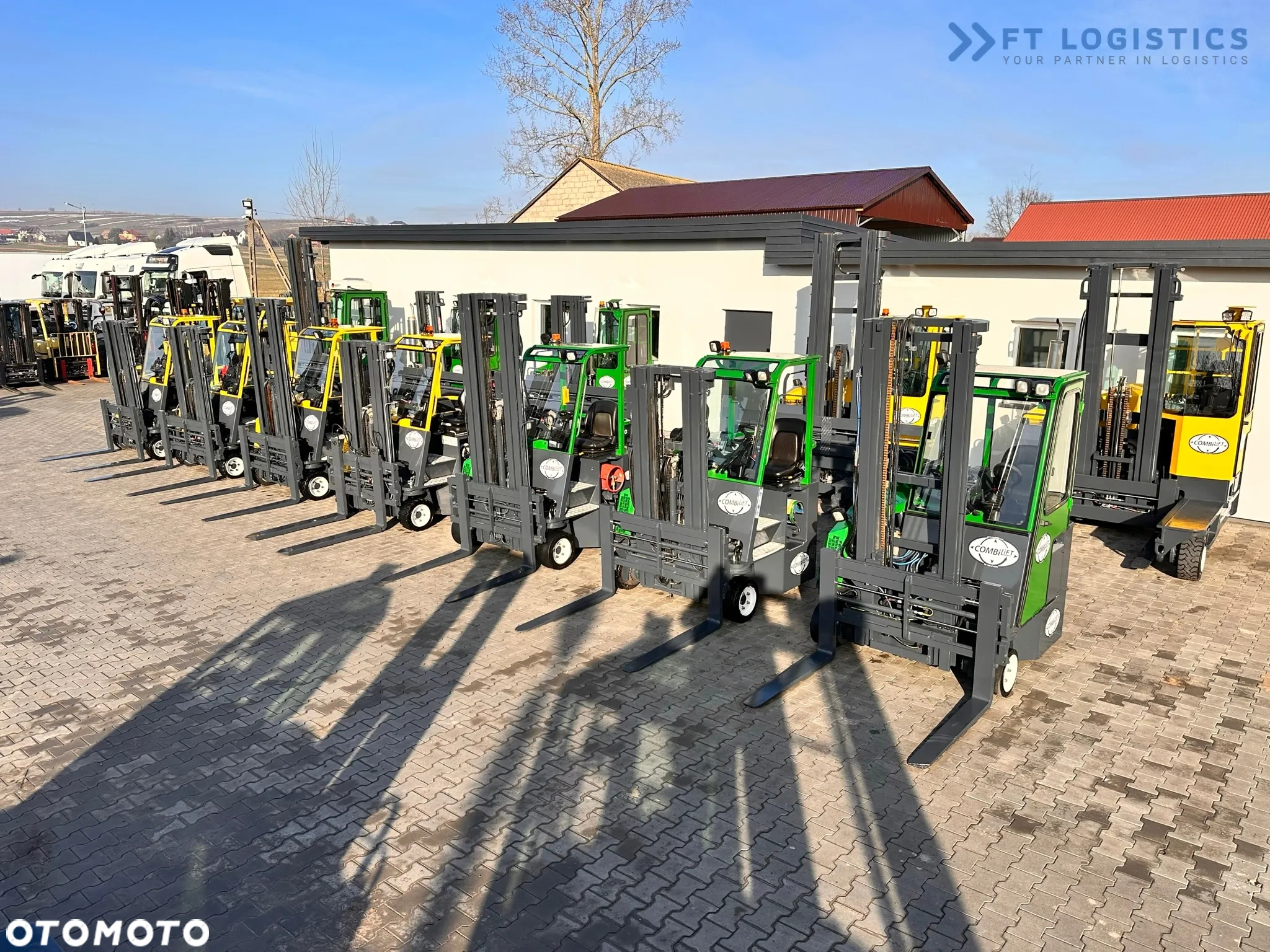 Combilift C3000CB / LPG / TRIPLEX - 4900MM / LPG / WOLNY SKOK / POZYCJONER / PRZESÓW WIDEŁ / JEDYNIE 7454 MTH / JAK NOWY - 39