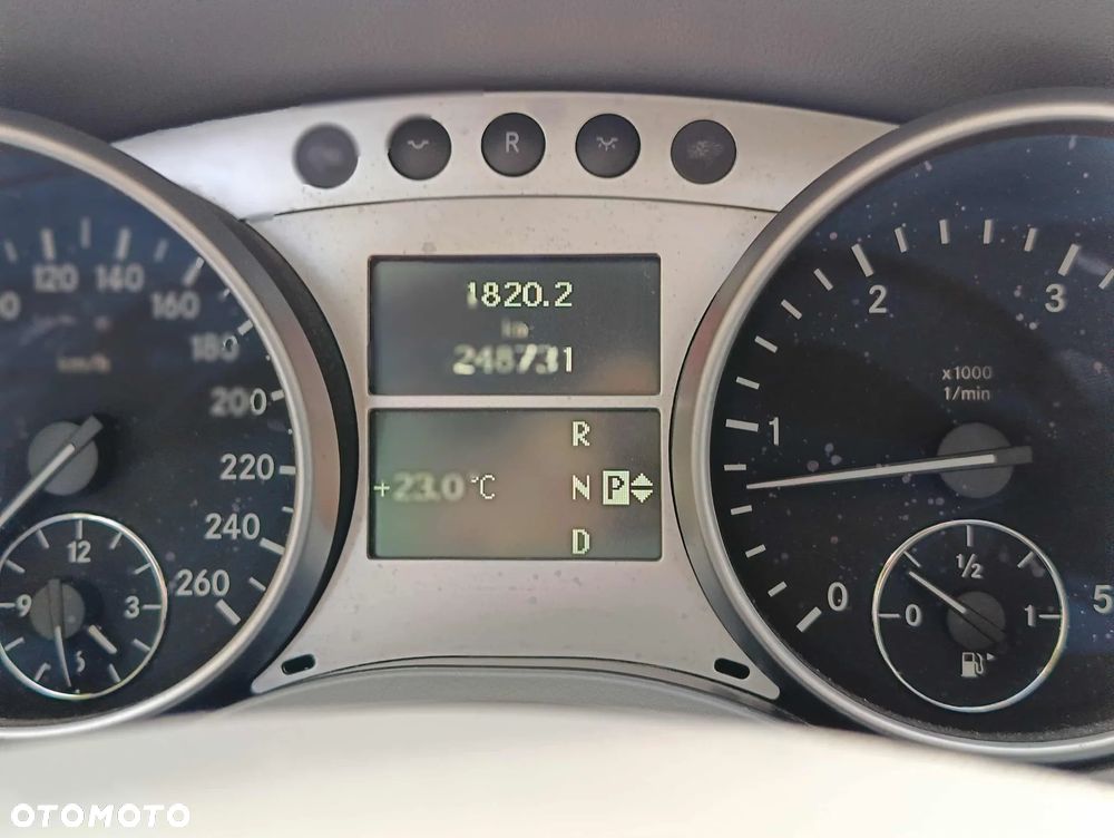 Mercedes-Benz ML 350 CDI 4-Matic - 26