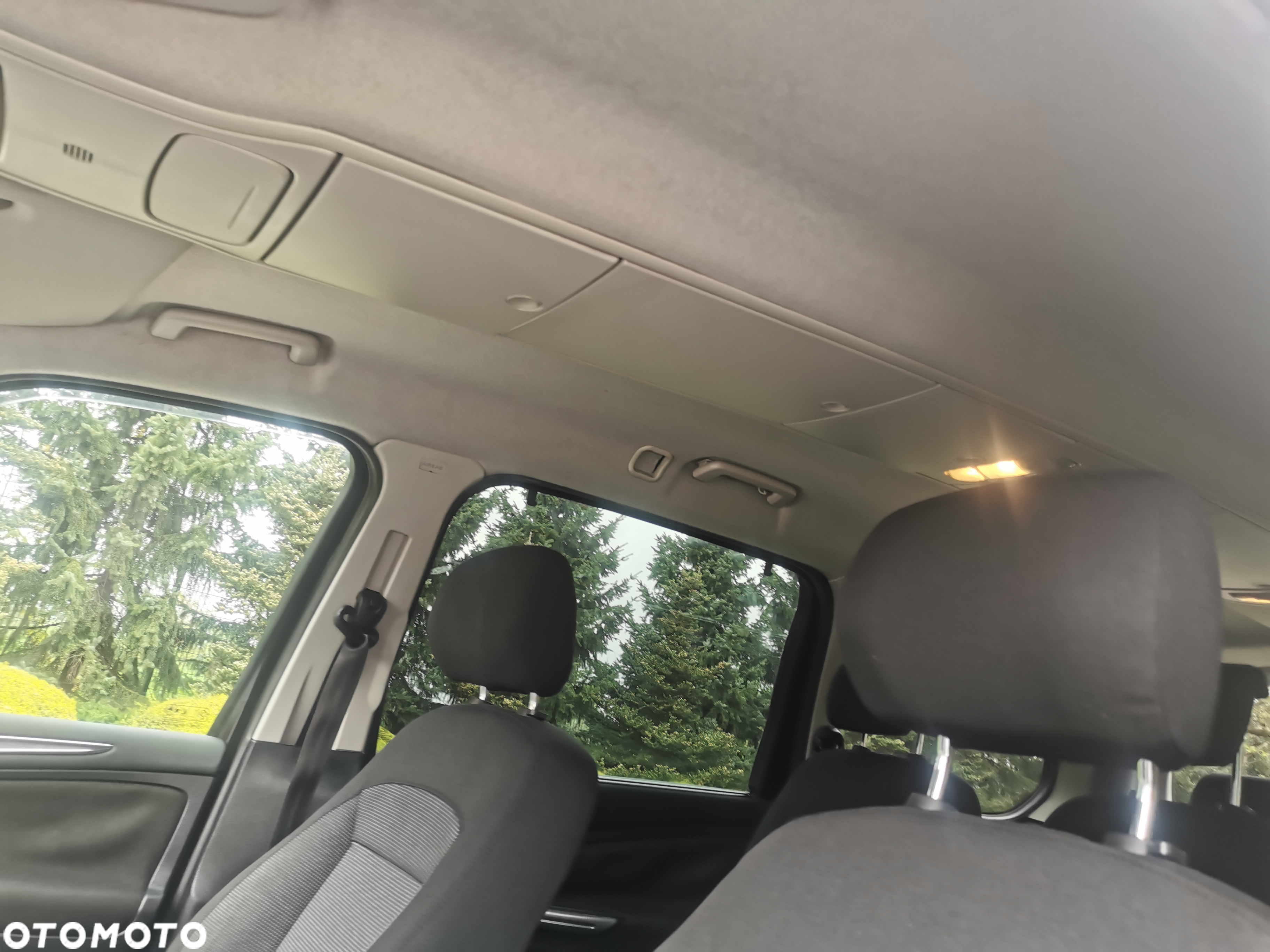 Ford Galaxy 2.0 TDCi Ghia - 12
