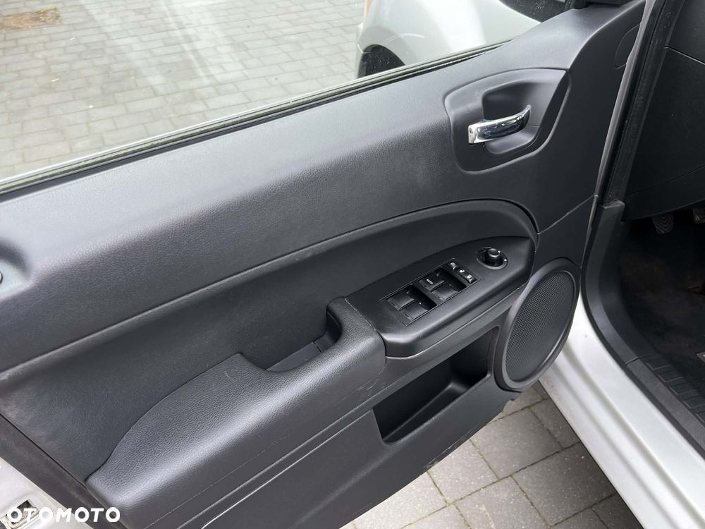 Dodge Caliber 2.0 SXT - 20