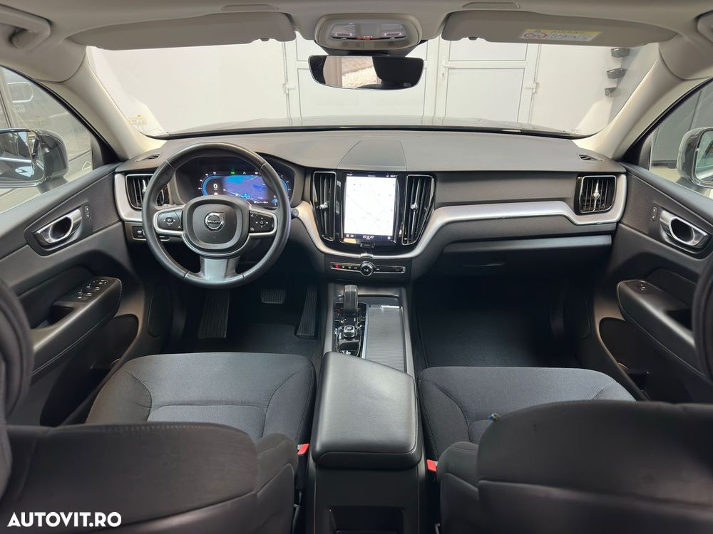Volvo XC 60 B4 D AWD Geartronic Momentum Pro - 6