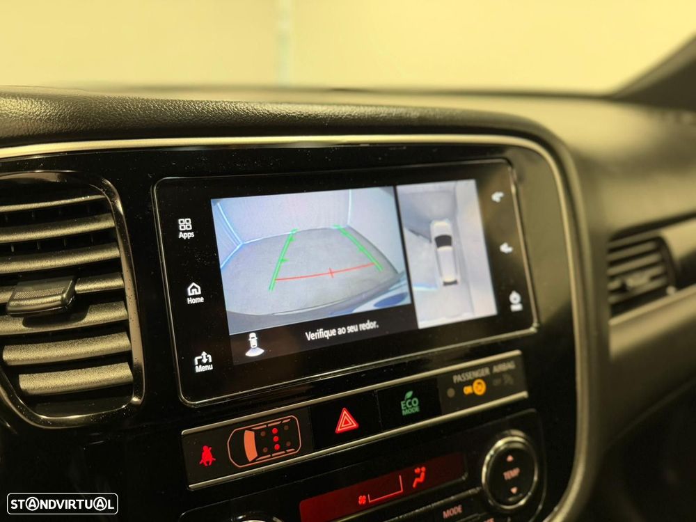 Mitsubishi Outlander 2.4 Intense - 11