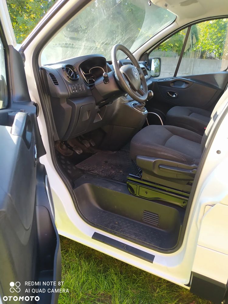 Opel Vivaro - 21