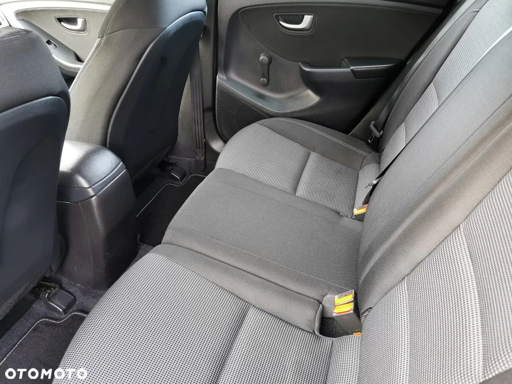 Hyundai i30 i30cw 1.4 CRDi Trend - 15
