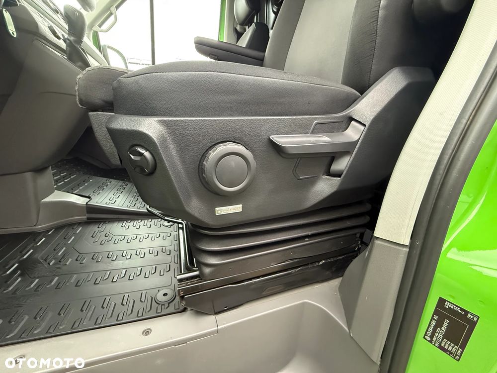 Volkswagen CRAFTER - 14
