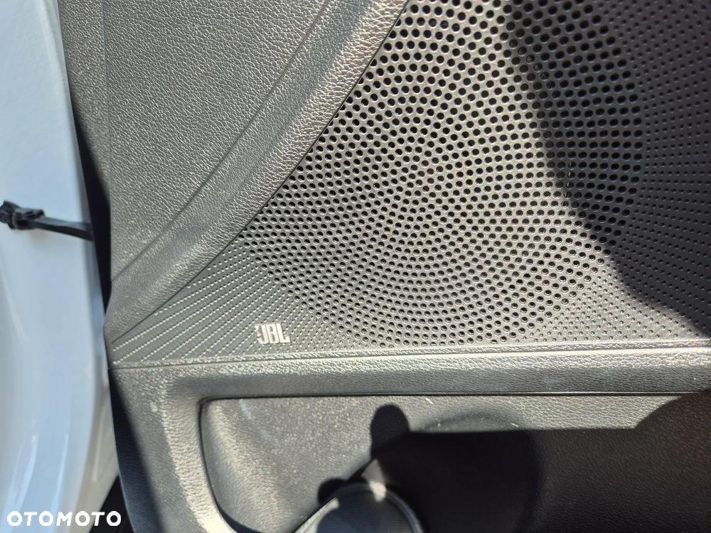 Kia XCeed 1.5 T-GDI OPF BLACK XDITION - 13