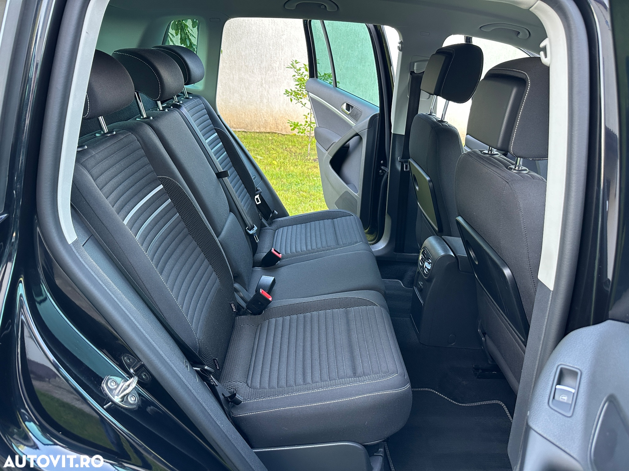 Volkswagen Tiguan 2.0 TDI DPF BlueMotion Technology Cup Sport & Style - 20