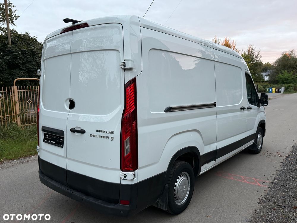 Maxus DELIVER 9  2,0 - 7