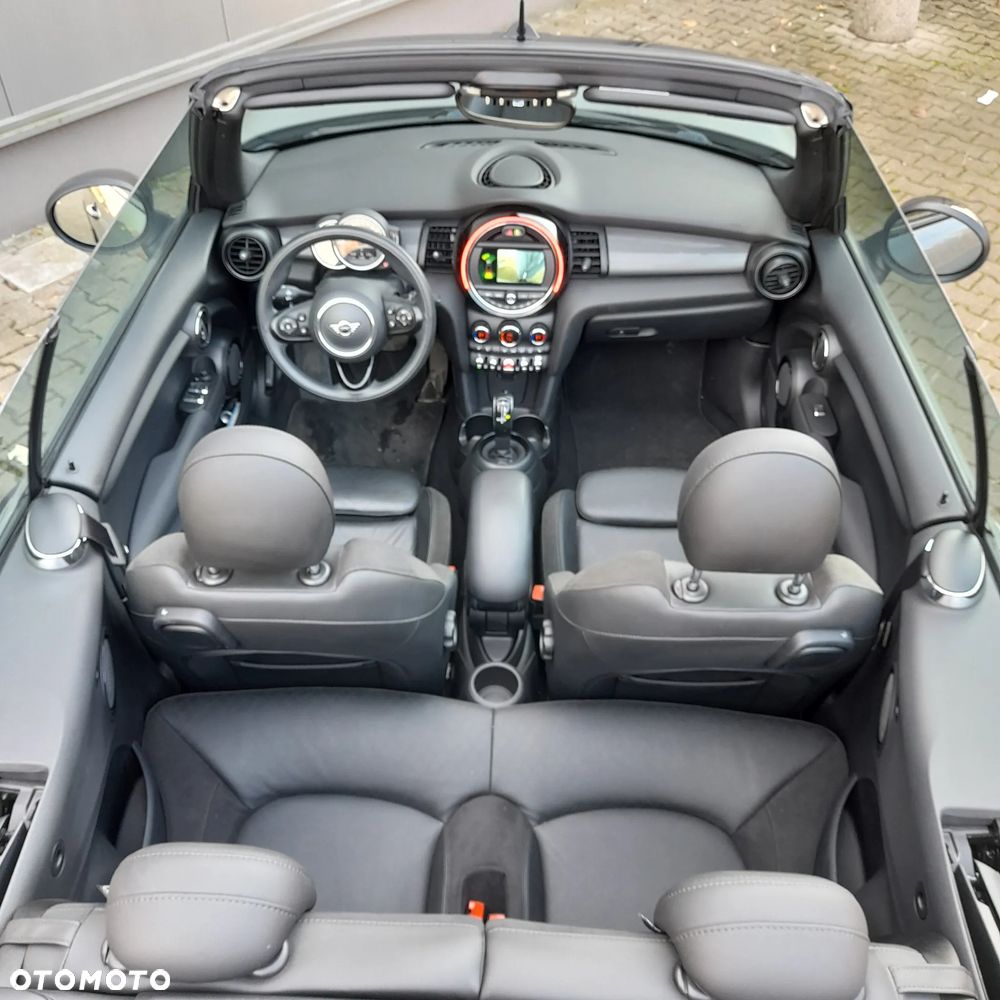 MINI Cooper Sidewalk Edition - 5