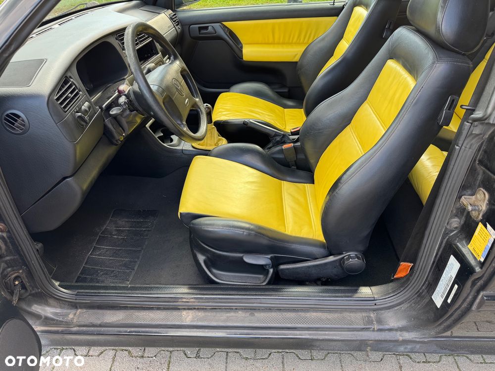 Volkswagen Golf - 20