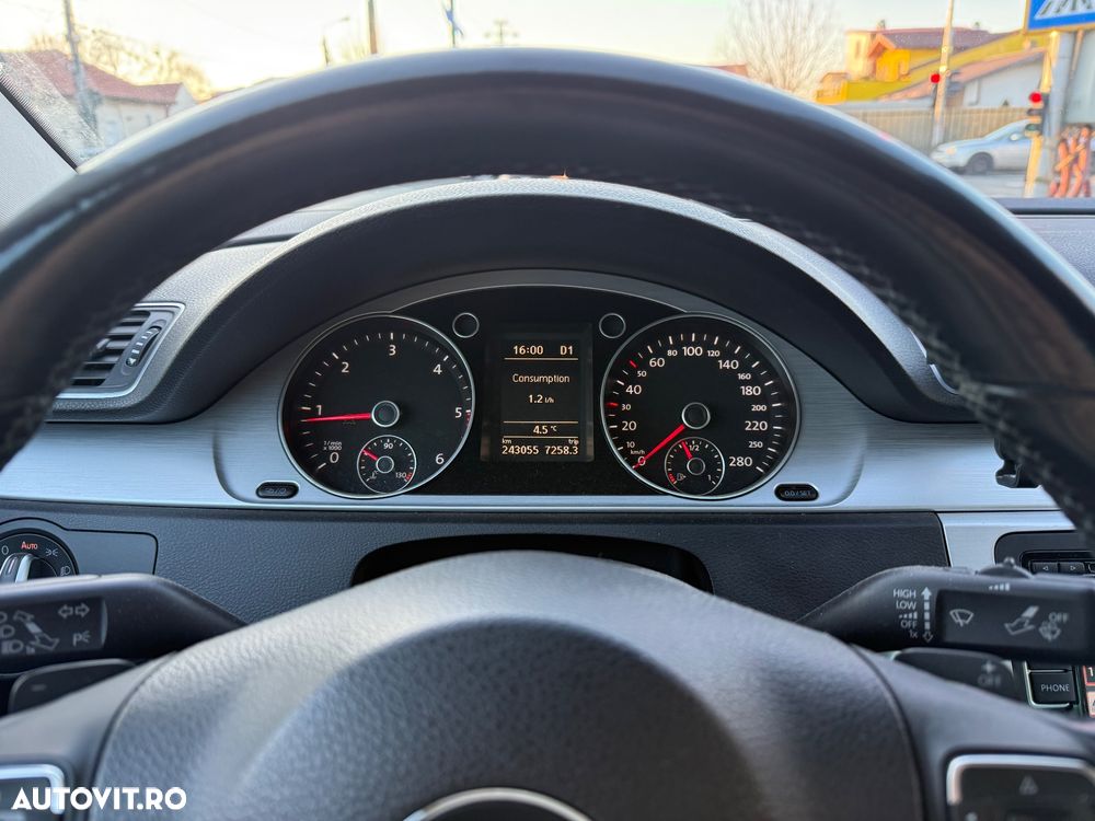Volkswagen Passat CC 2.0 TDI 4Motion DSG - 10