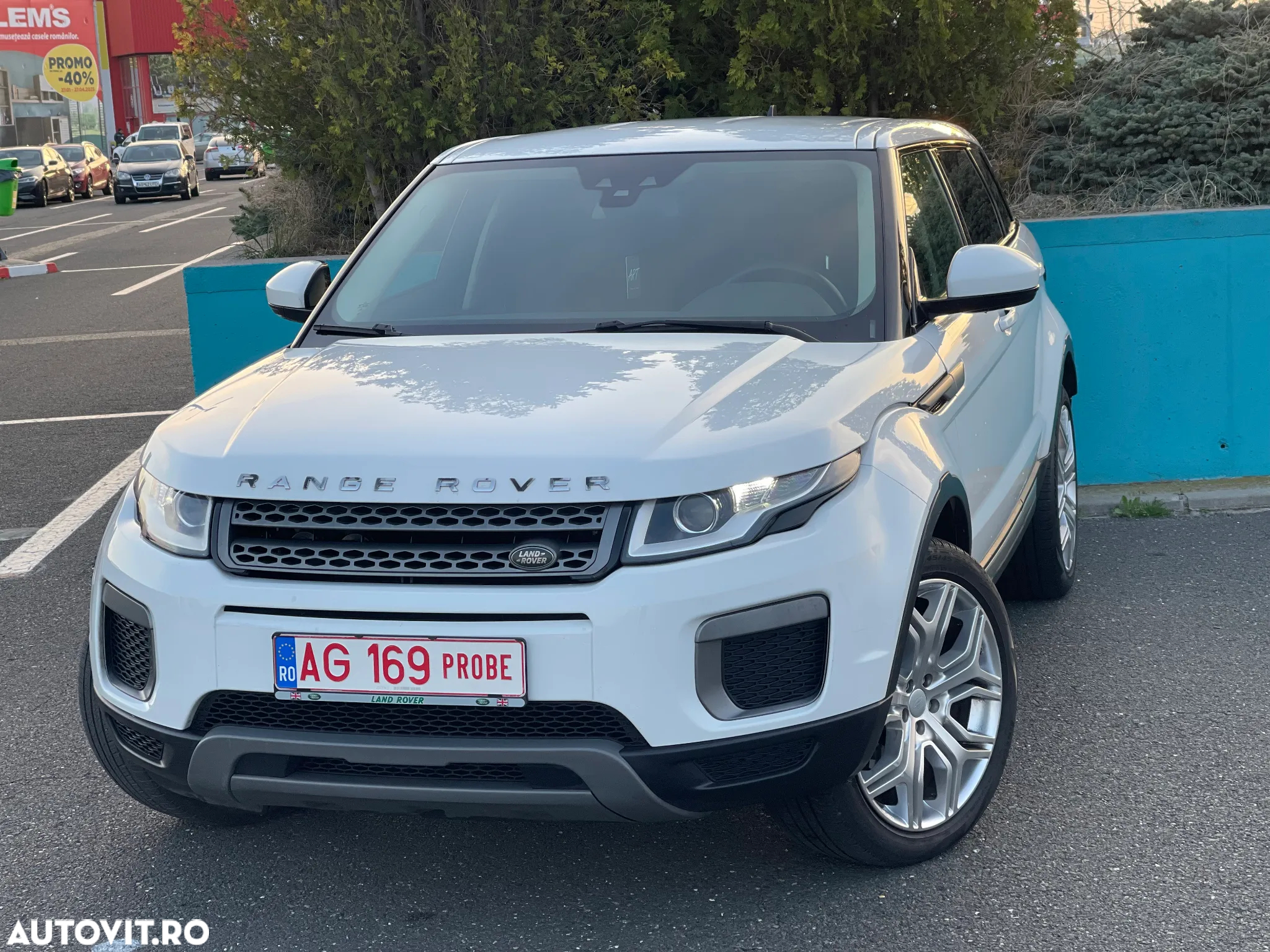 Land Rover Range Rover Evoque 2.0 D150 R-Dynamic SE - 25