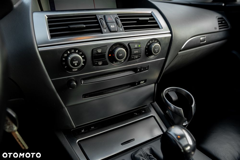 BMW Seria 6 645Ci - 28