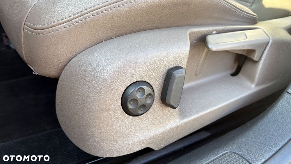 Volkswagen Passat 2.0 TDI DPF Highline DSG - 21