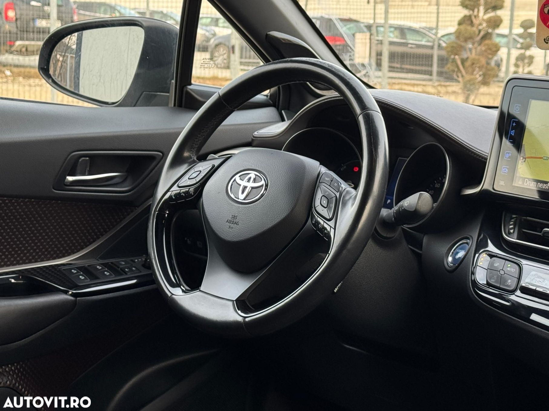 Toyota C-HR - 8
