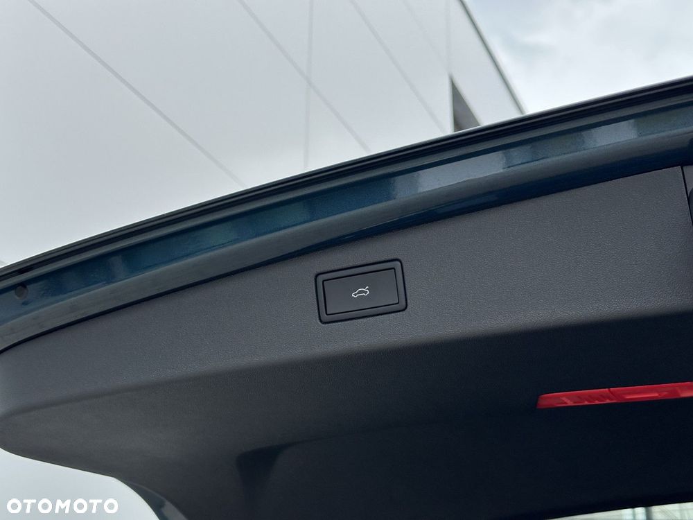 Volkswagen Tiguan - 13