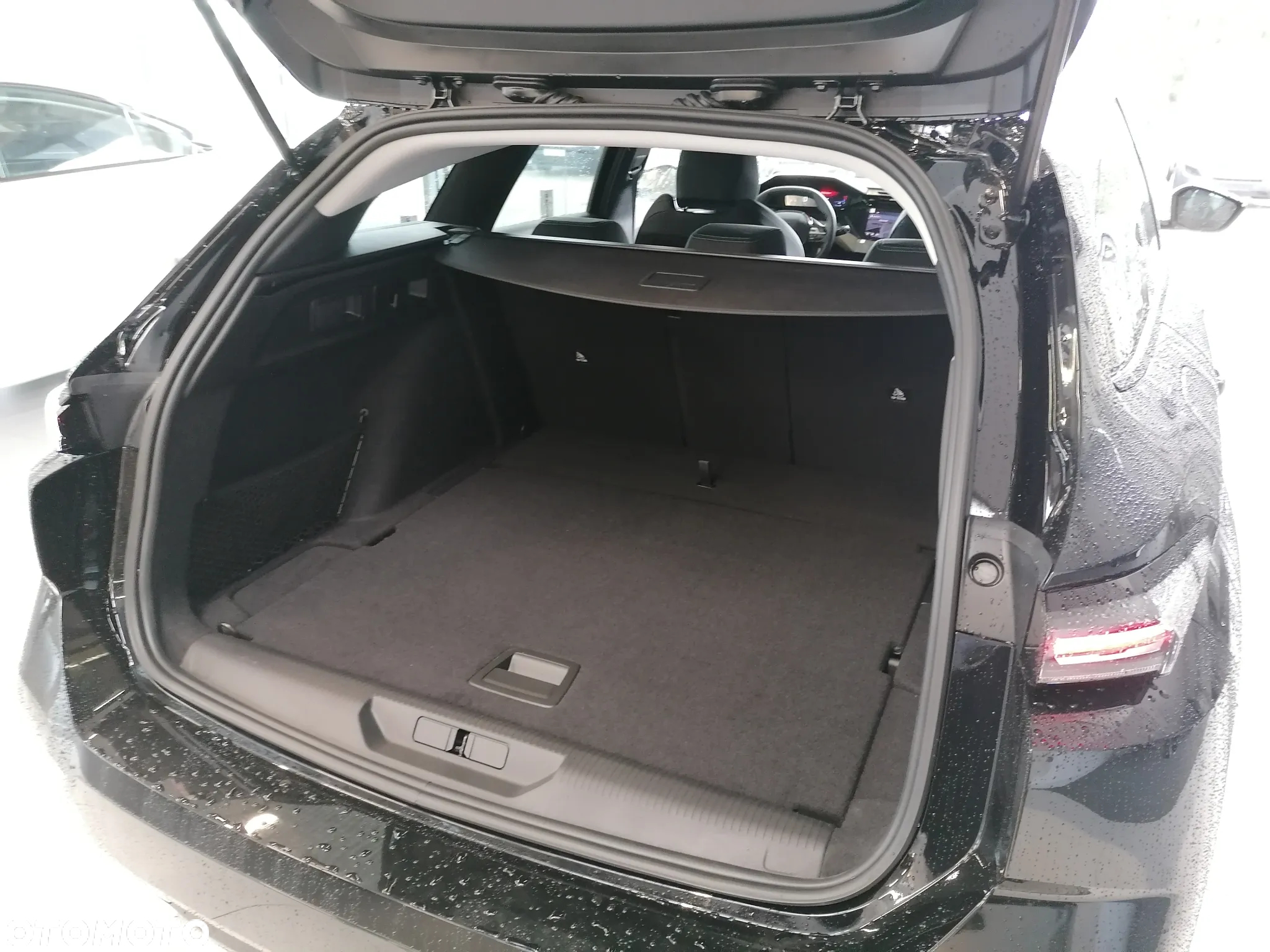 Peugeot 308 1.5 BlueHDi Allure S&S EAT8 - 12