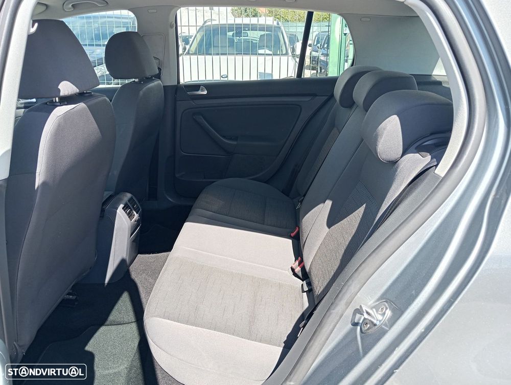 VW Golf 1.4i Confortline - 14