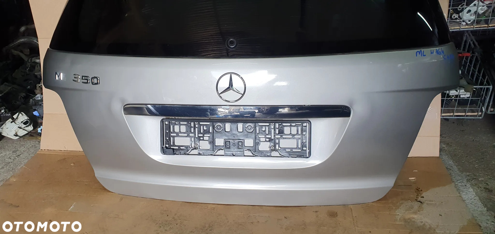 Klapa bagażnika tył tylna Mercedes ML W164 C723 - 6
