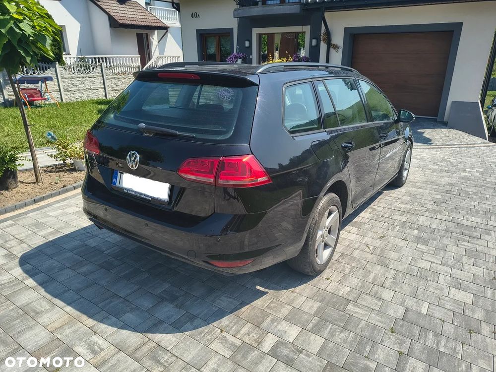 Volkswagen Golf 1.6 TDI DPF Comfortline - 9