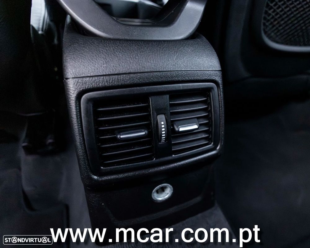 BMW X1 18 d sDrive Pack M - 19