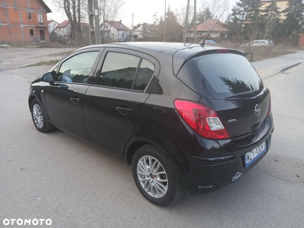 Opel Corsa - 4