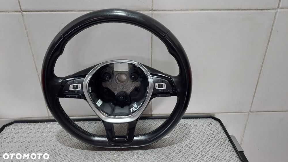 KIEROWNICA MULTIFUNKCYJNA SKÓRA ORYGINAŁ VW TIGUAN R2019 NR 62128150D - 1