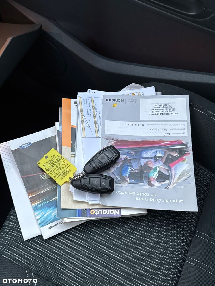 Ford C-MAX 1.6 TDCi Titanium - 24