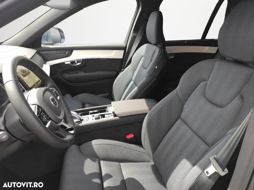 Volvo XC 90 - 9