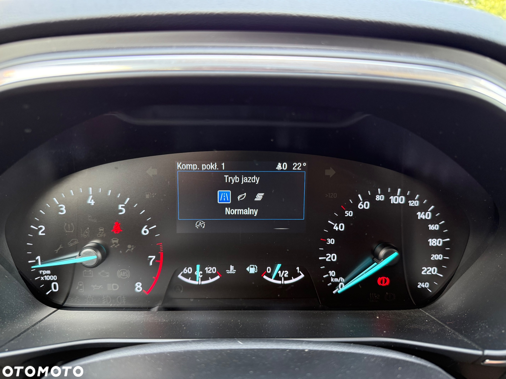 Ford Focus 1.5 EcoBoost Titanium - 39
