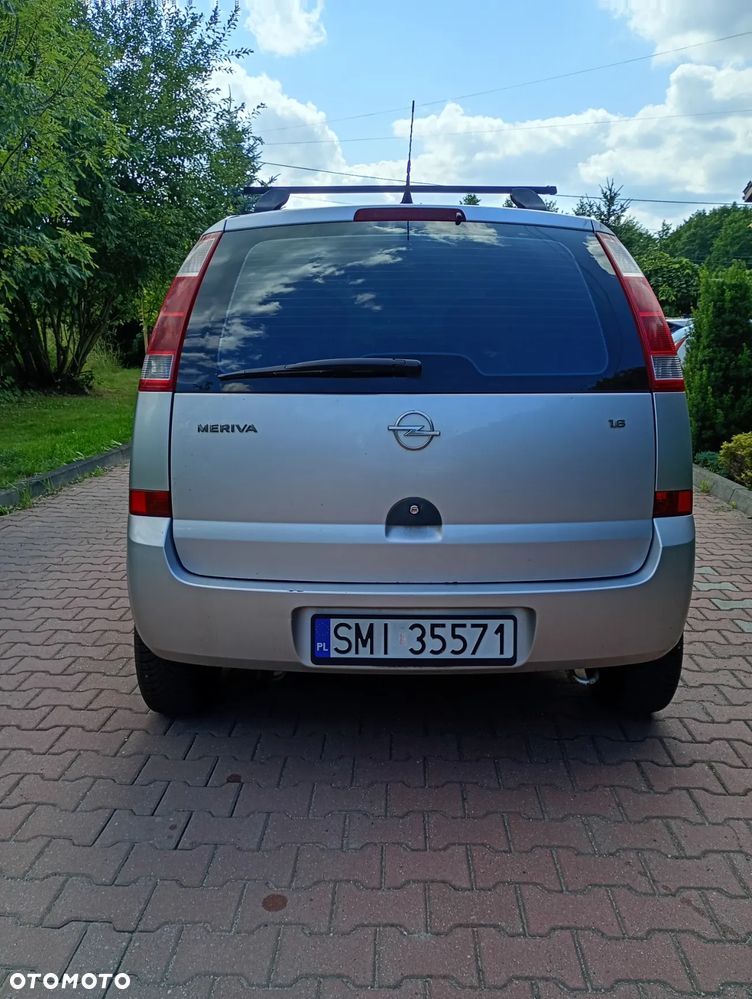 Opel Meriva 1.6 16V Enjoy - 10