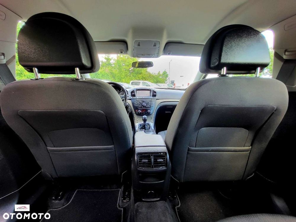 Opel Insignia - 25