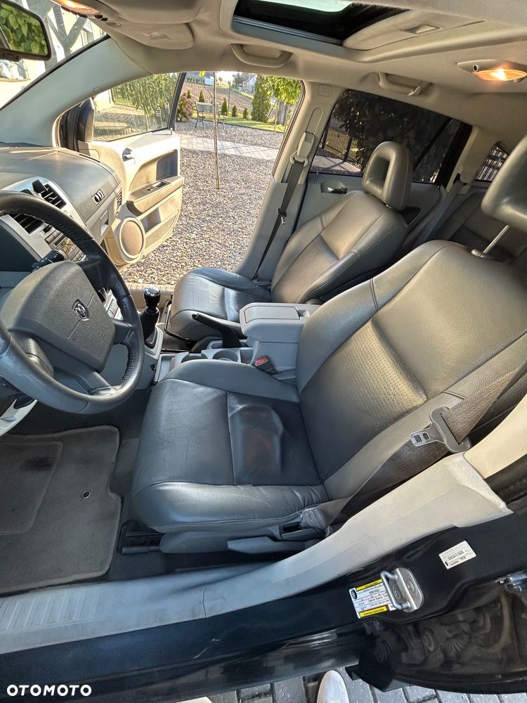 Dodge Caliber - 6