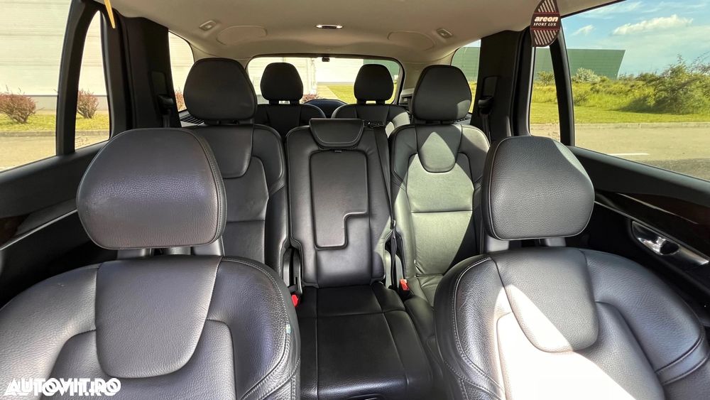 Volvo XC 90 T5 AWD Geartronic Momentum - 22