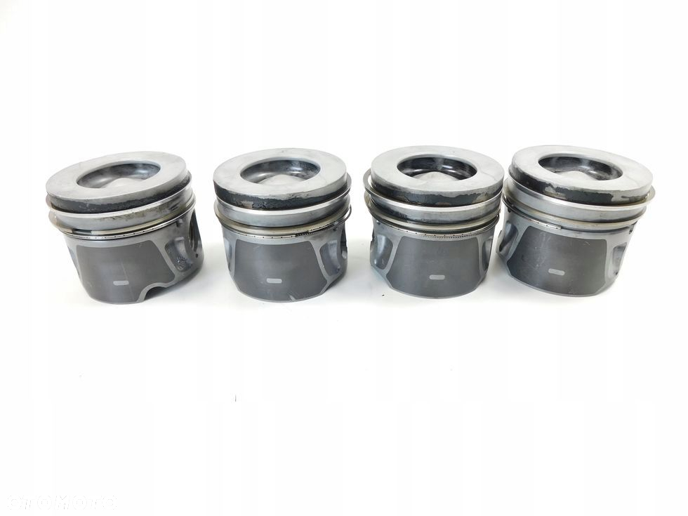 Tłok tłoki 2.0 HDI TDCI EURO 5 Ford Peugeot Citroen C5 III C4 II 508 5008 - 2