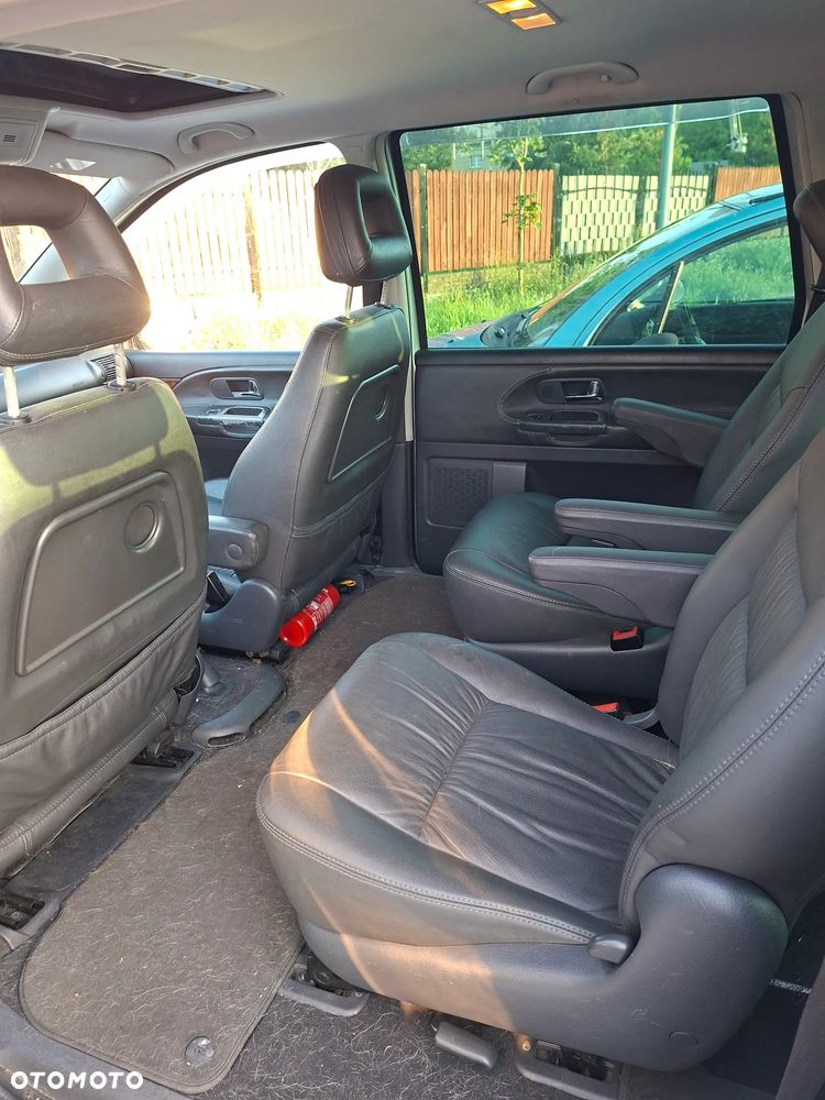 Ford Galaxy 2.8 V6 Ghia - 6