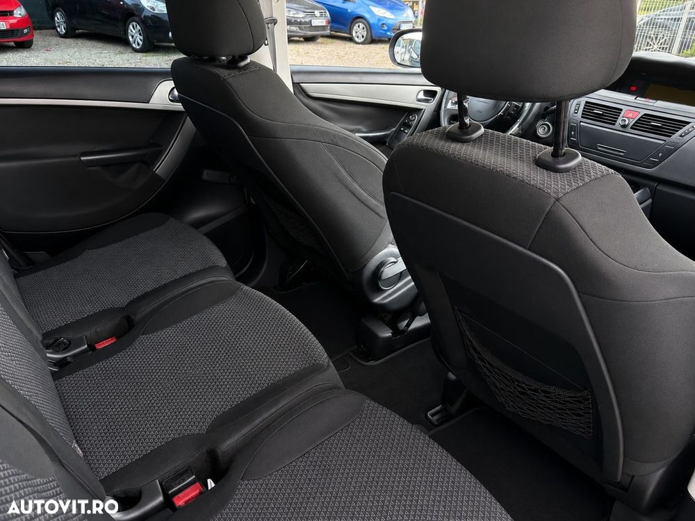 Citroën C4 Picasso - 8